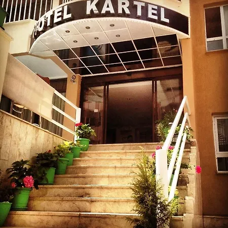 Kartel ホテル 4*
